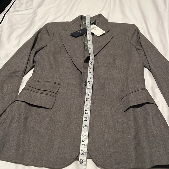 NWT:Polo Ralph Lauren women’s Blazer 97% wool, 3% elastane. Amazing materials! - Picture 8 of 16